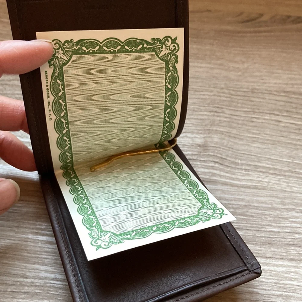 Wallet bifold with money clip in brass fandango calf leather